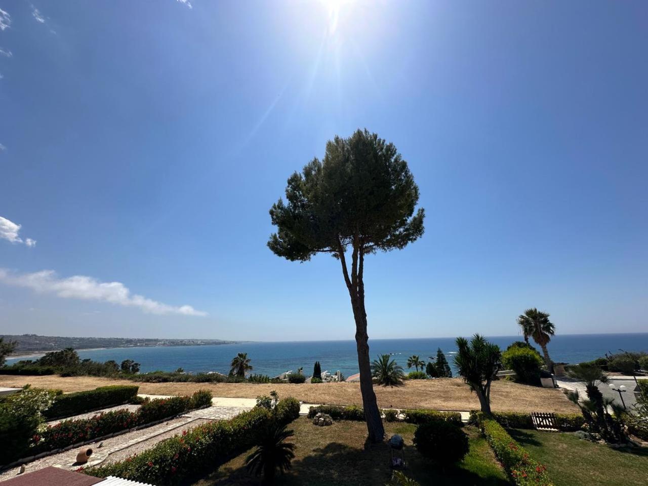 Serenity Corner Paphos Exterior foto